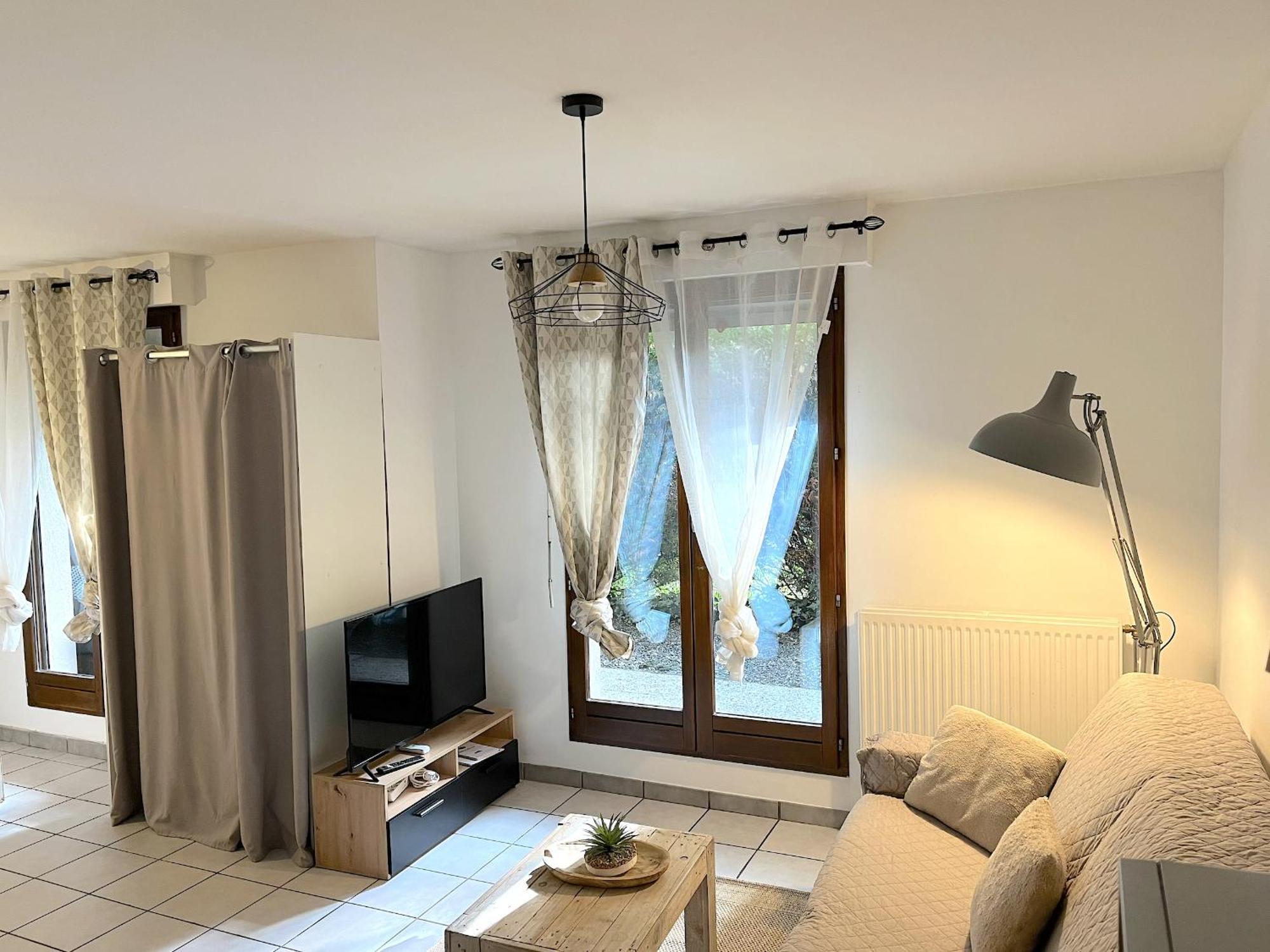 Studio lumineux à Annecy Apartamento Exterior foto